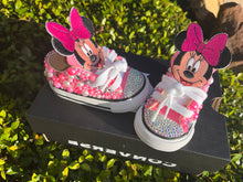 Load image into Gallery viewer, Kustom Low Top Converse